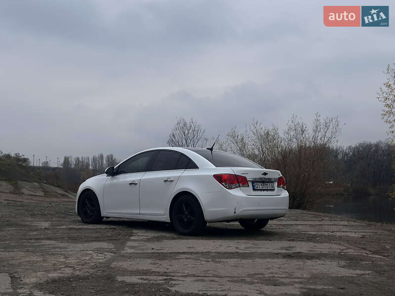 Седан Chevrolet Cruze 2012 в Киеве