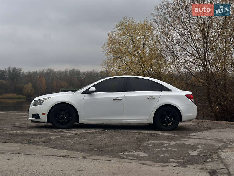 Седан Chevrolet Cruze 2012 в Киеве