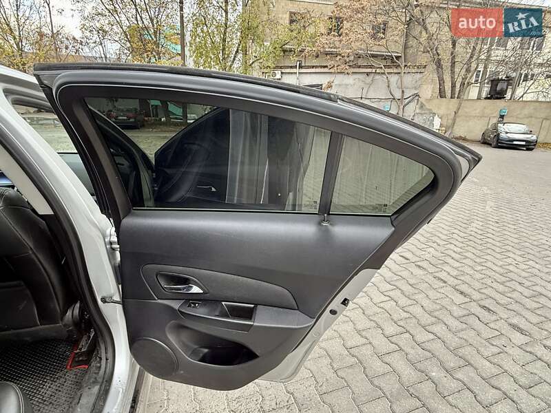 Седан Chevrolet Cruze 2014 в Одессе фото 4 Седан Chevrolet Cruze 2014 в Одессе