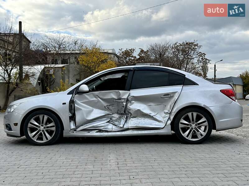 Седан Chevrolet Cruze 2014 в Одессе фото 7 Седан Chevrolet Cruze 2014 в Одессе