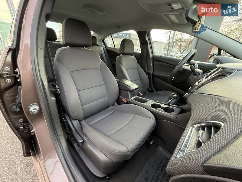 Седан Chevrolet Cruze 2018 в Киеве фото 16 Седан Chevrolet Cruze 2018 в Киеве