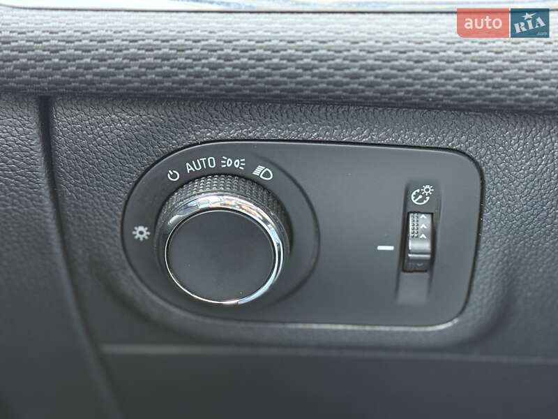 Седан Chevrolet Cruze 2018 в Киеве фото 29 Седан Chevrolet Cruze 2018 в Киеве