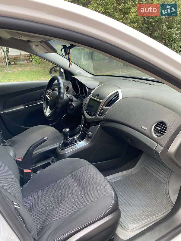 Седан Chevrolet Cruze 2013 в Запорожье