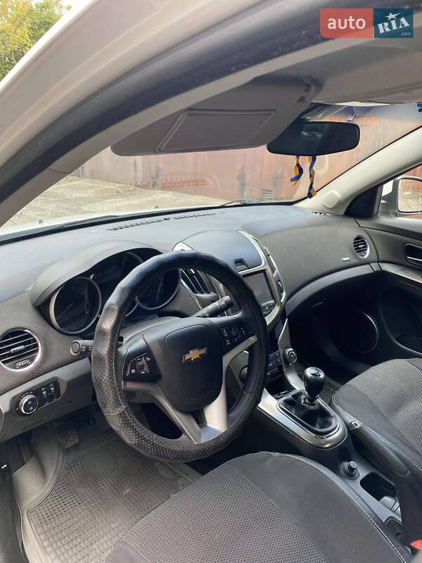 Седан Chevrolet Cruze 2013 в Запорожье