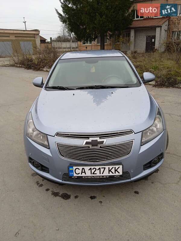 Седан Chevrolet Cruze 2010 в Богуславе