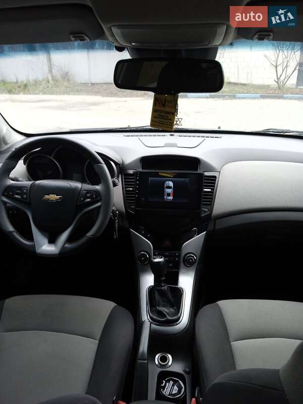 Седан Chevrolet Cruze 2010 в Богуславе