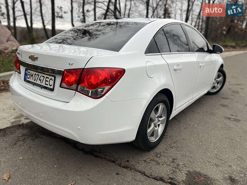 Седан Chevrolet Cruze 2013 в Сумах