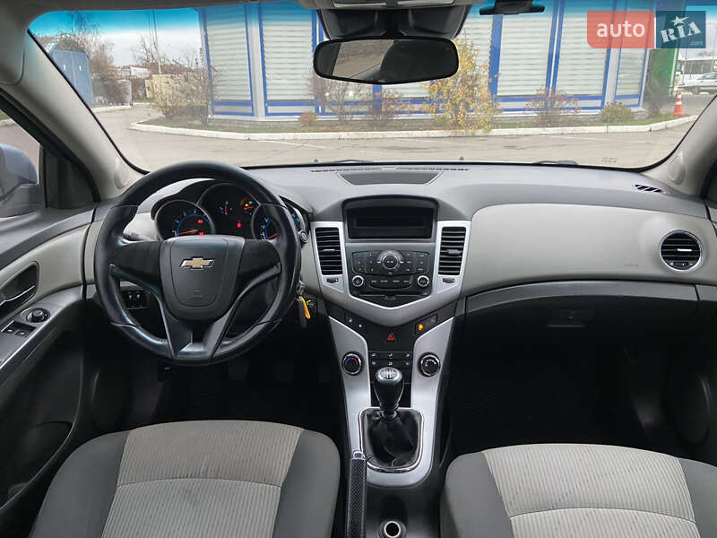 Седан Chevrolet Cruze 2009 в Полтаве фото 14 Седан Chevrolet Cruze 2009 в Полтаве