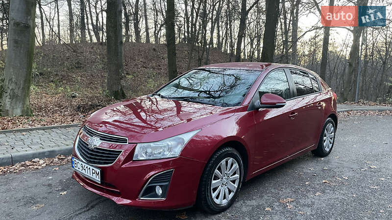 Хэтчбек Chevrolet Cruze 2014 в Львове