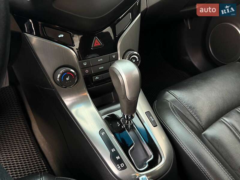 Седан Chevrolet Cruze 2015 в Одессе