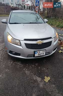 Седан Chevrolet Cruze 2013 в Києві
