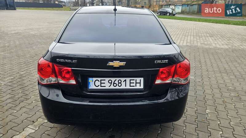Седан Chevrolet Cruze 2012 в Чернівцях