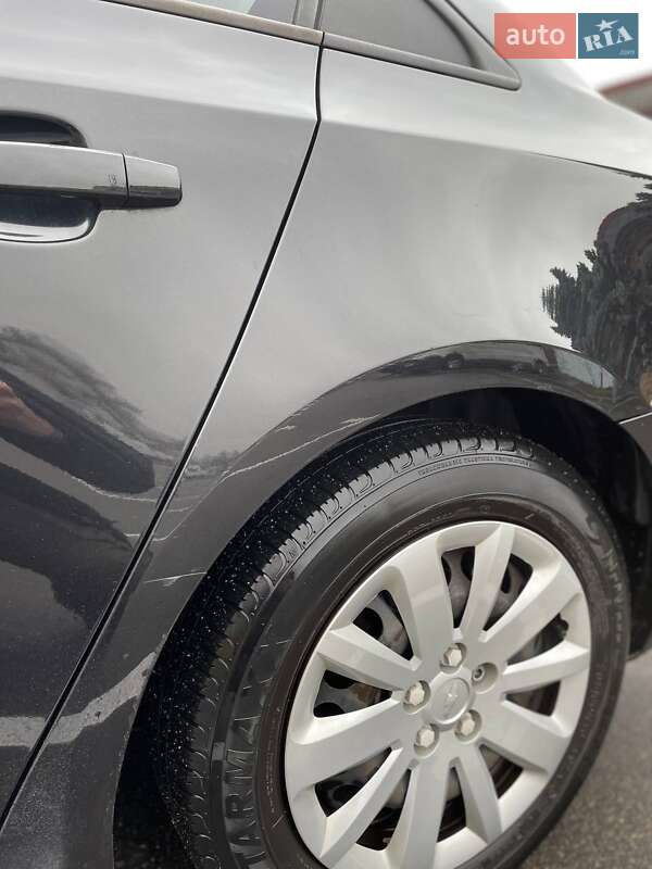 Седан Chevrolet Cruze 2010 в Киеве