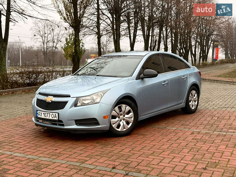 Седан Chevrolet Cruze 2011 в Харькове фото 3 Седан Chevrolet Cruze 2011 в Харькове