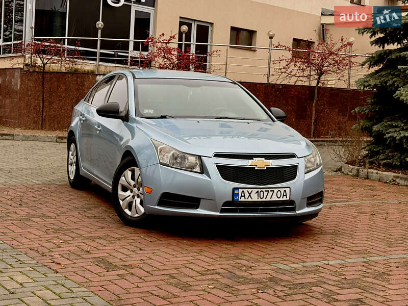 Седан Chevrolet Cruze 2011 в Харькове фото 6 Седан Chevrolet Cruze 2011 в Харькове