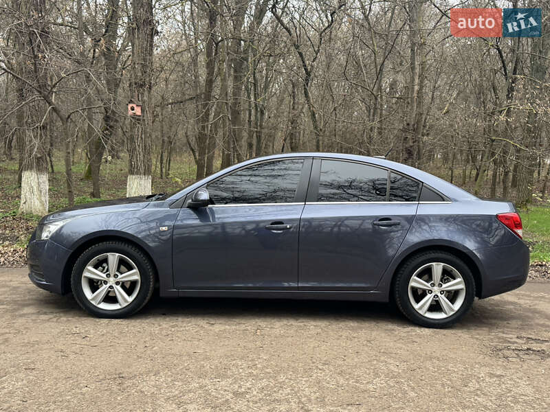 Седан Chevrolet Cruze 2014 в Одессе фото 4 Седан Chevrolet Cruze 2014 в Одессе
