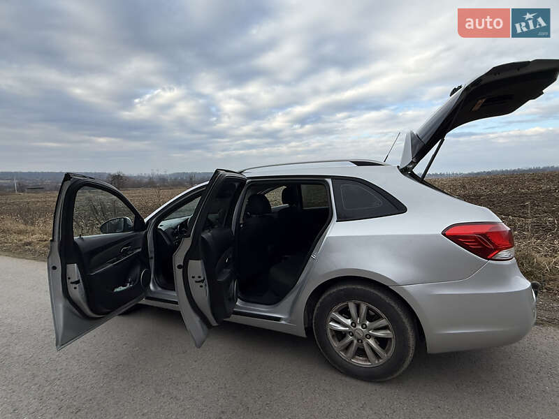 Универсал Chevrolet Cruze 2013 в Львове
