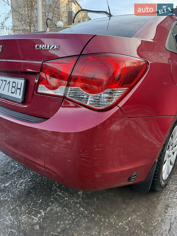 Седан Chevrolet Cruze 2012 в Івано-Франківську