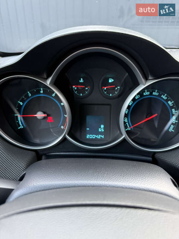 Седан Chevrolet Cruze 2012 в Івано-Франківську
