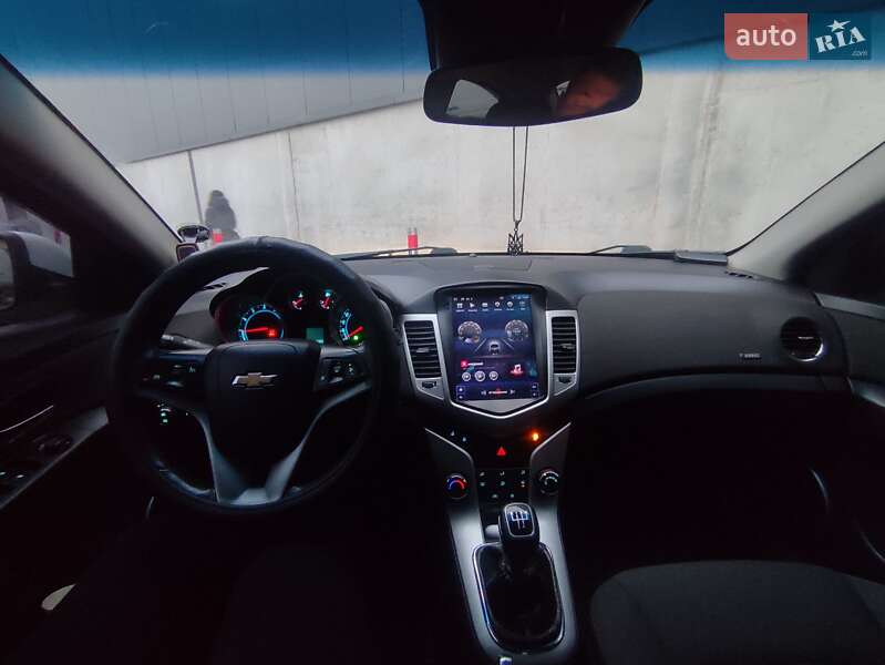 Седан Chevrolet Cruze 2012 в Києві