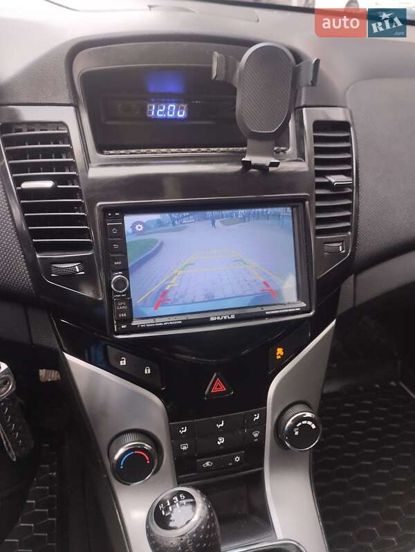 Седан Chevrolet Cruze 2012 в Івано-Франківську