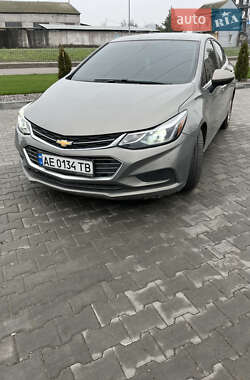 Седан Chevrolet Cruze 2017 в Днепре