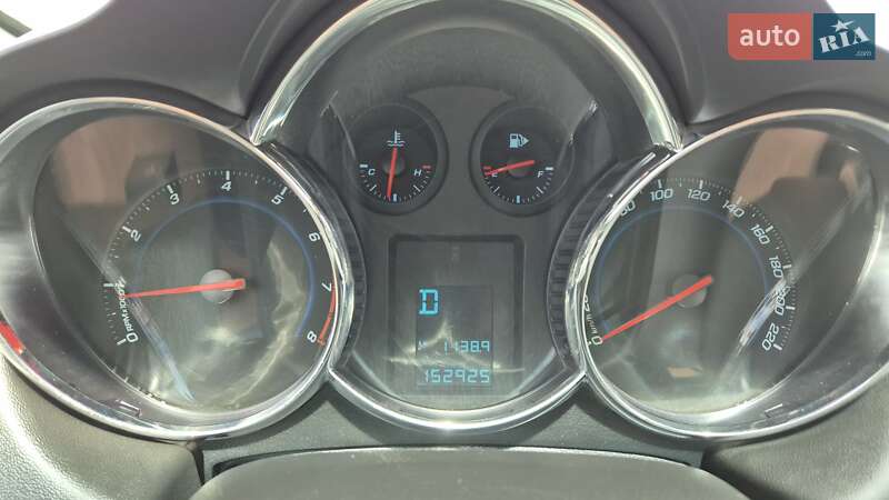 Седан Chevrolet Cruze 2012 в Києві