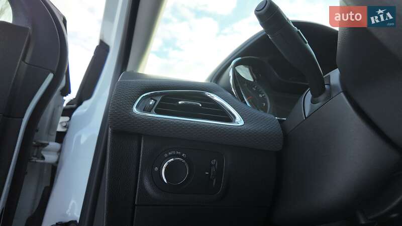 Седан Chevrolet Cruze 2017 в Киеве