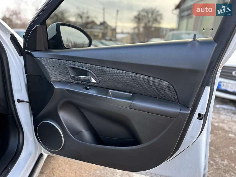 Седан Chevrolet Cruze 2012 в Вінниці фото 17 Седан Chevrolet Cruze 2012 в Вінниці