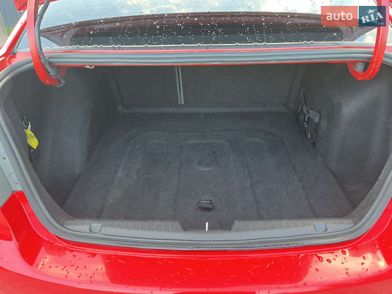 Седан Chevrolet Cruze 2010 в Дрогобичі