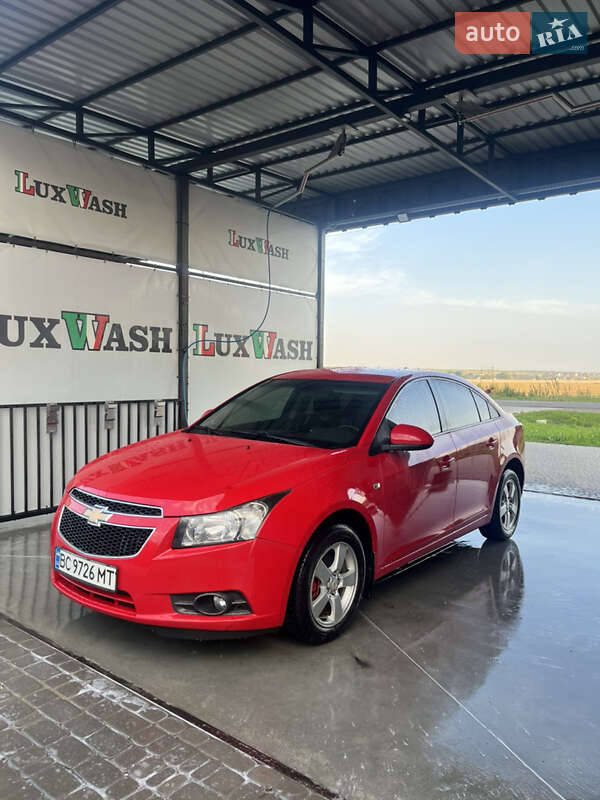 Седан Chevrolet Cruze 2010 в Дрогобичі