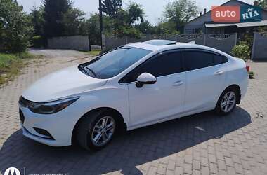 Седан Chevrolet Cruze 2017 в Львове