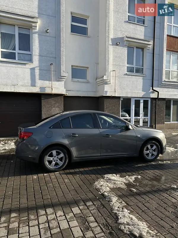 Chevrolet Cruze 2009 VIN KL1JF69E9AK562164 фото оголошення 3 з 51
