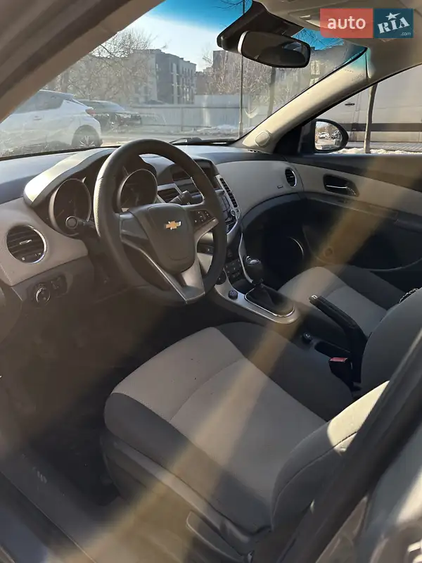 Chevrolet Cruze 2009 VIN KL1JF69E9AK562164 фото оголошення 8 з 51
