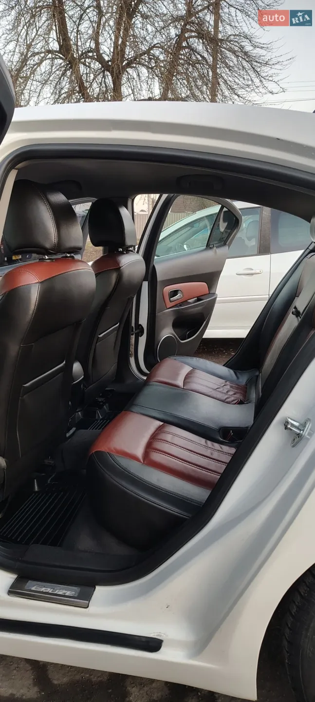 2011 Chevrolet Cruze - мініатюра 20