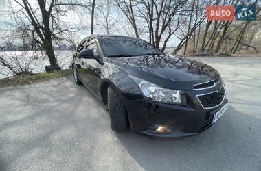Седан Chevrolet Cruze 2009 в Днепре