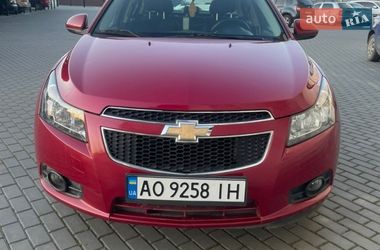 Седан Chevrolet Cruze 2011 в Ужгороді