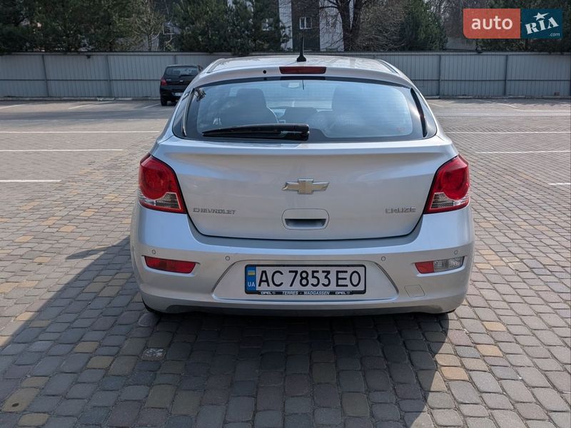 Хэтчбек Chevrolet Cruze 2012 в Луцке