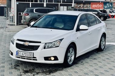 Седан Chevrolet Cruze 2009 в Полтаве