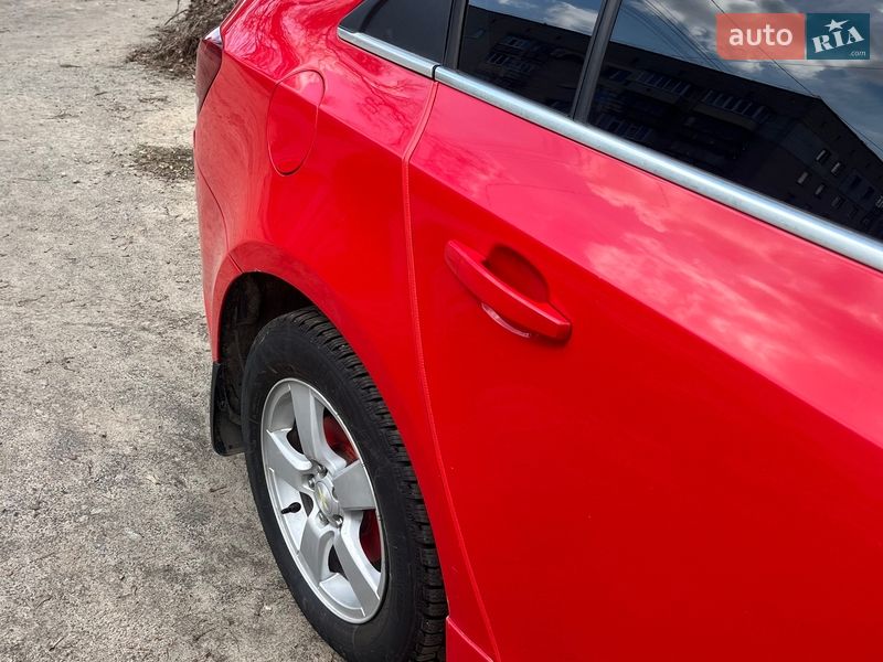 Седан Chevrolet Cruze 2013 в Шостке