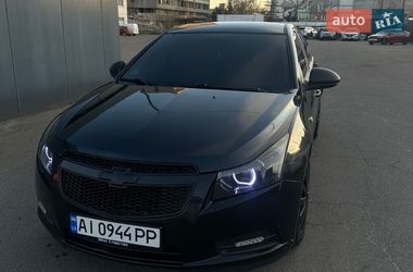 Седан Chevrolet Cruze 2015 в Києві