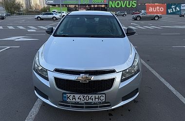 Седан Chevrolet Cruze 2012 в Киеве