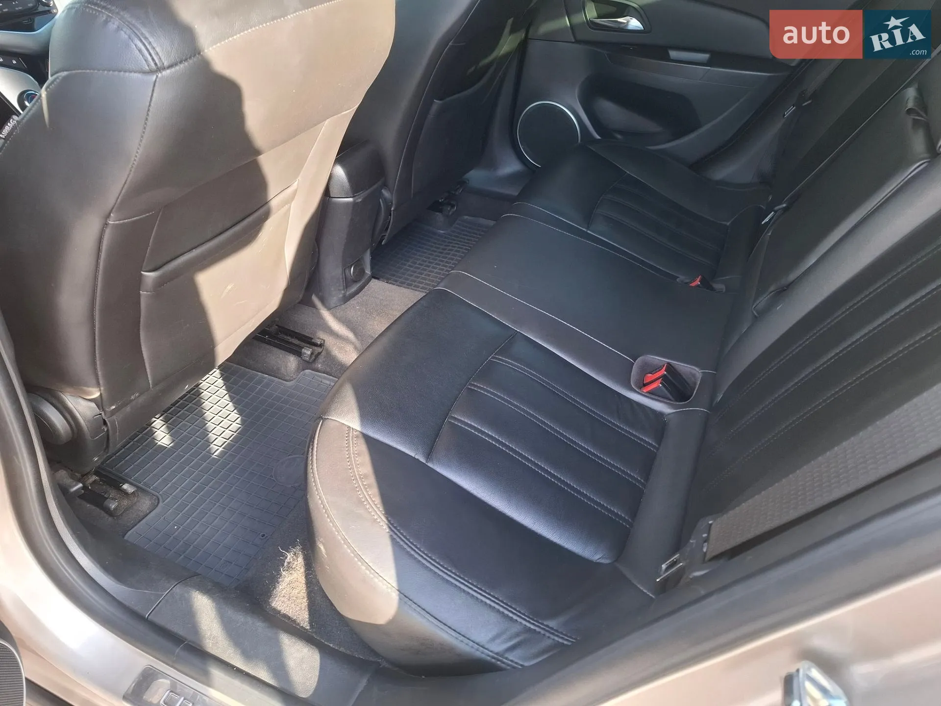 2011 Chevrolet Cruze - мініатюра 14