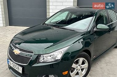 Седан Chevrolet Cruze 2014 в Києві