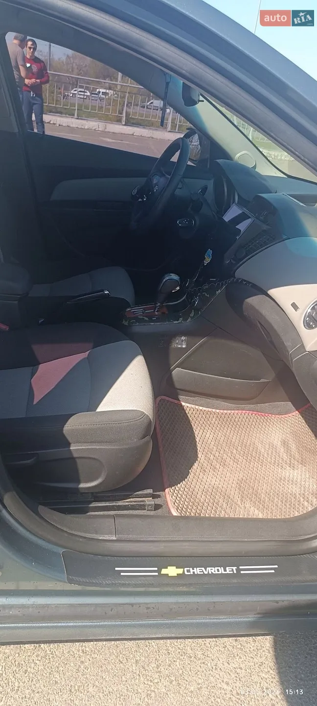 2012 Chevrolet Cruze - мініатюра 15