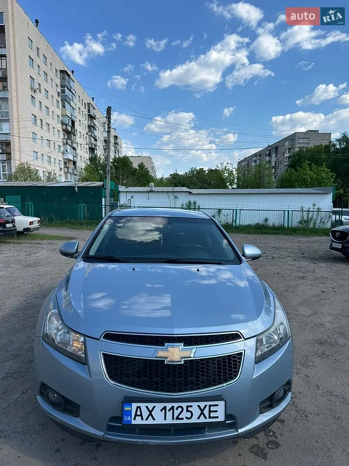 2010 Chevrolet Cruze - мініатюра 17