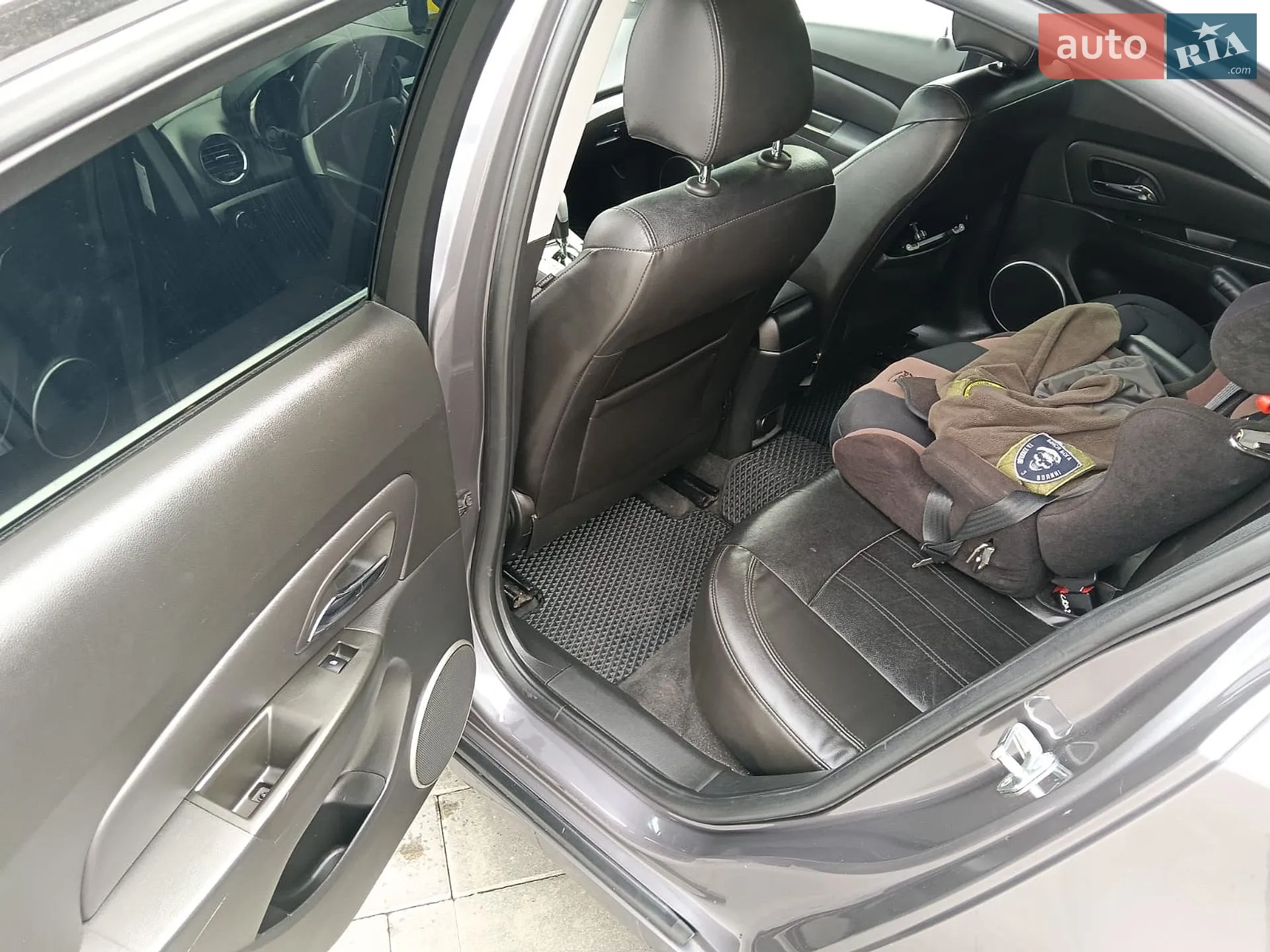 2011 Chevrolet Cruze - мініатюра 19