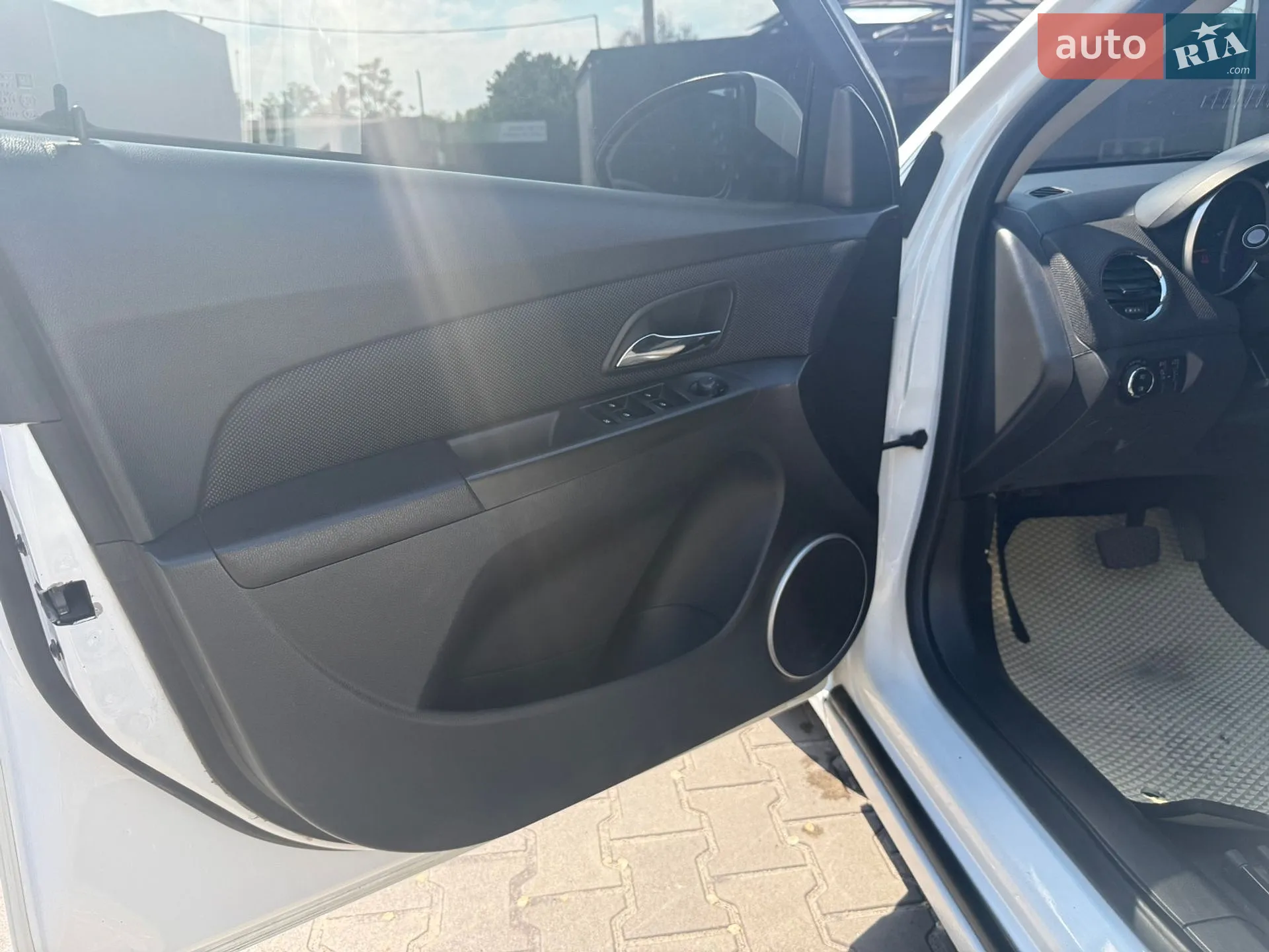 2012 Chevrolet Cruze - мініатюра 20