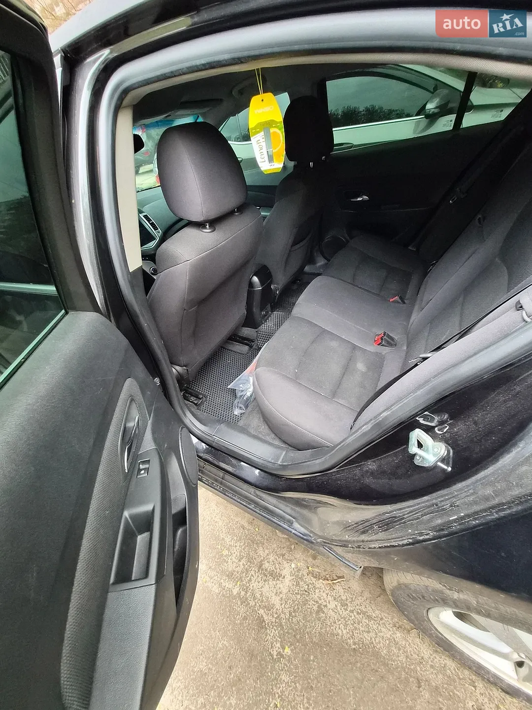 2012 Chevrolet Cruze - мініатюра 3