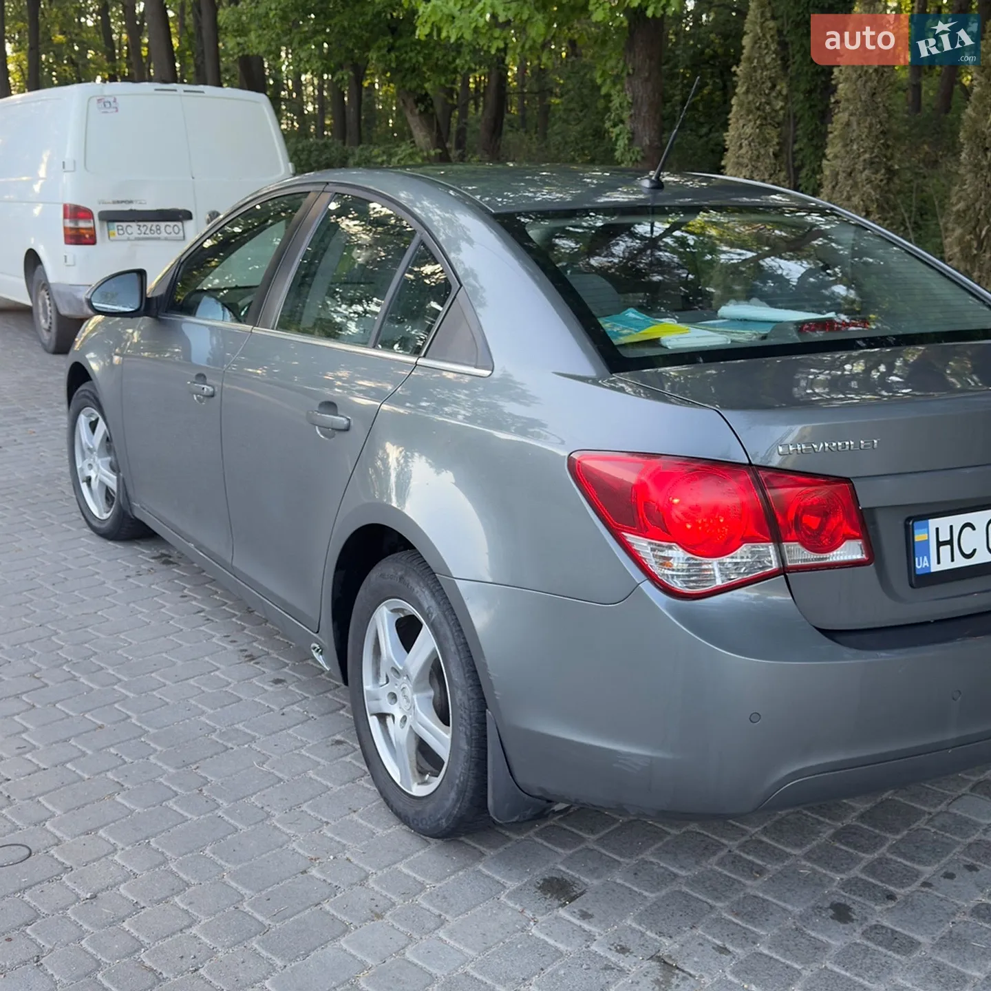 2010 Chevrolet Cruze - мініатюра 27